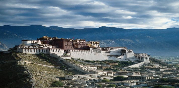 Tibet - Un viaggio in treno da Xining a Lhasa percorrendo scenari spettacolari